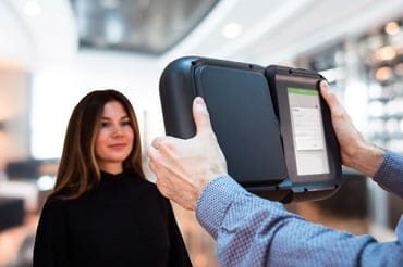 Drake 3D Scanning Women
